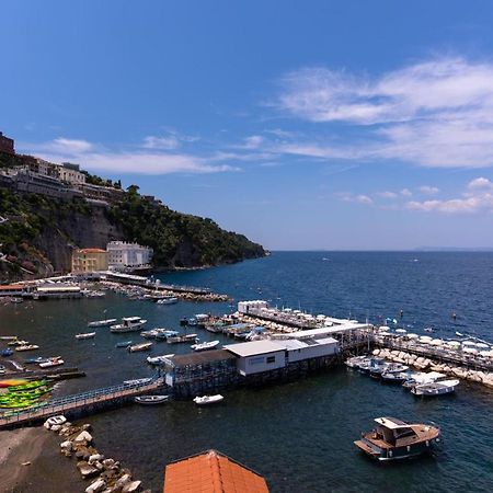 ソレント Relais Del Mareアパートホテル エクステリア 写真